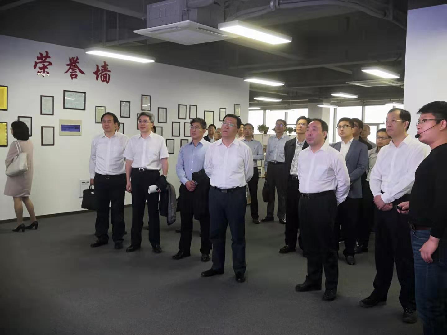 常州市市長、市委副書記都來了，他們在看什么？